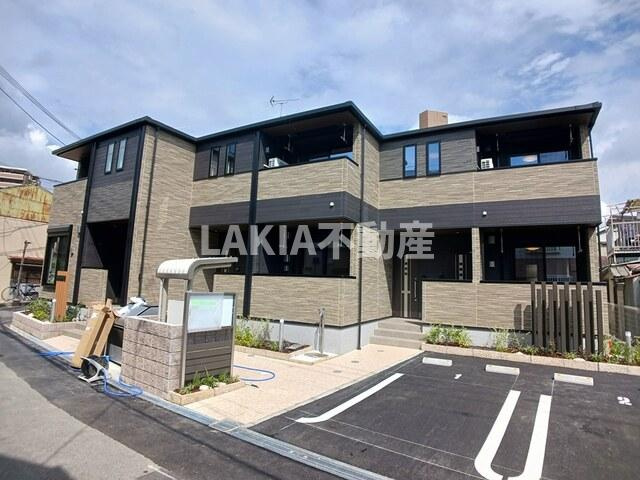 プチメゾン　ロココ3｜大阪市城東区中浜１丁目／鴫野駅／1LDK／【カップル・新婚向け】毎日を華やかに彩る、ロココスタイルな築浅賃貸物件情報